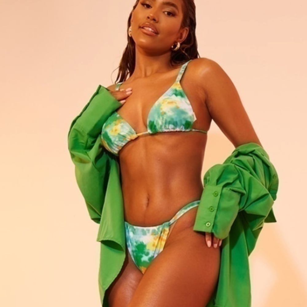 NWT PrettyLittleThing Green Tie Dye Ombre Ruched Bikini + Trinage Top sz 2